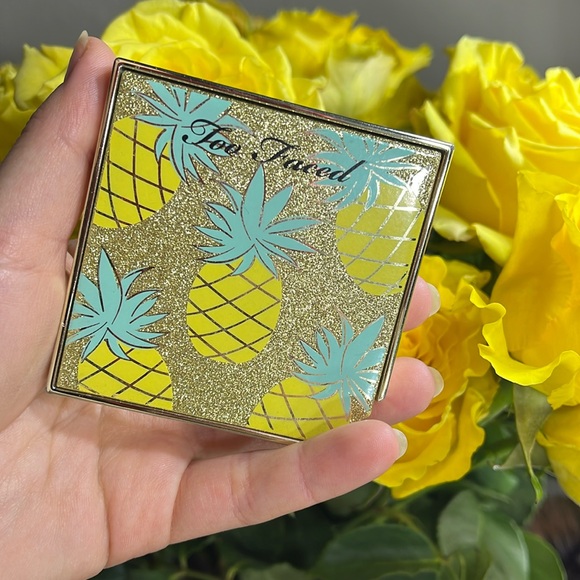 Too Faced Bronzer/Highlighter - Picture 1 of 2